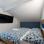 Rosmarin - Family Friendly, Beachfront Pašman