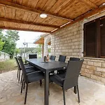 Rosmarin - Family Friendly, Beachfront 公寓 *