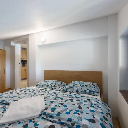 Rosmarin - Family Friendly, Beachfront Daire *