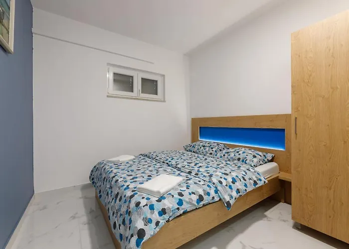 Rosmarin - Family Friendly, Beachfront Апартаменты Пашман