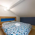 Rosmarin - Family Friendly, Beachfront Apartamento *
