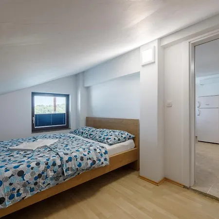 Rosmarin - Family Friendly, Beachfront Pašman
