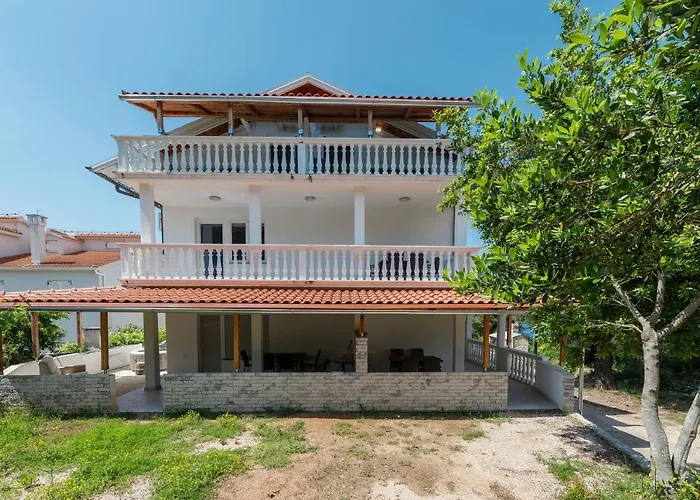 公寓 Rosmarin - Family Friendly, Beachfront *