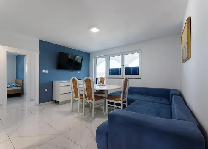 Rosmarin - Family Friendly, Beachfront * Pašman